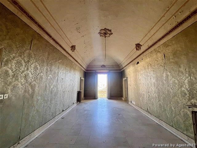 PALAZZZO NOBILIARE in VENDITA CENTRO STORICOIRSINA