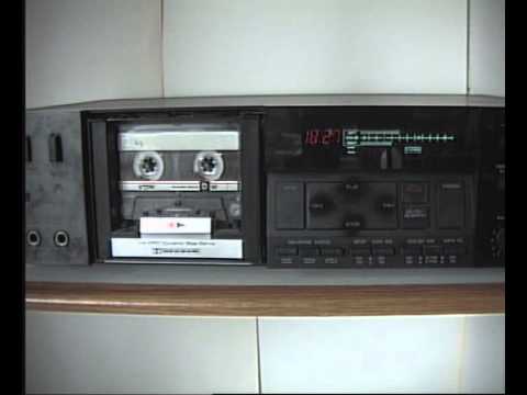 Schnick Schnack Part 2 by Mouse on Mars (1997 BBC Session)