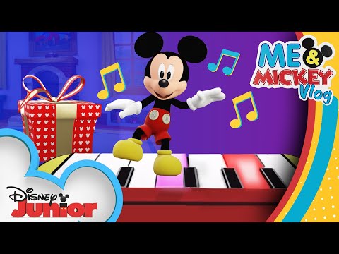 Mickey Sings Happy Birthday Song 🎶 | Birthday Boogie 🎉 | Me & Mickey | Vlog 25 | @disneyjr