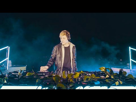 Liu @ Sao Paulo at night (EnergiaFM rooftop)