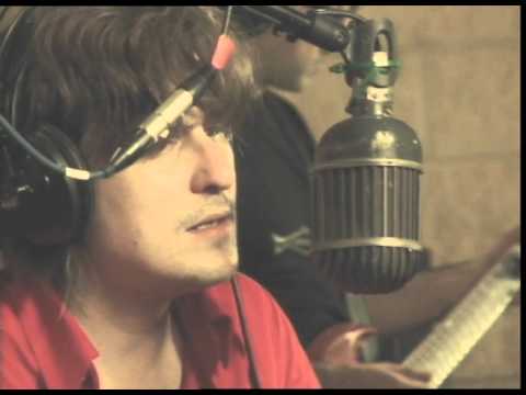 Video thumbnail for Días Extraños