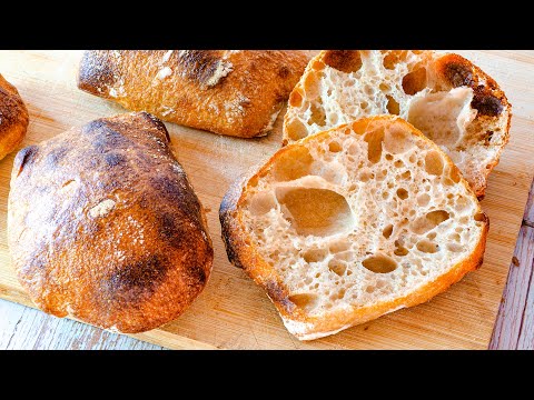 Ciabatta Brötchen mit Sauerteig - luftig und aromatisch