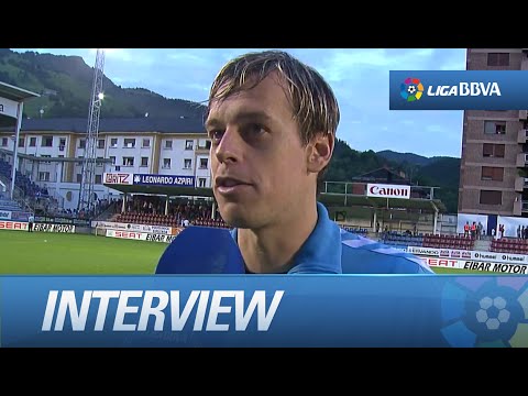 Javi Lara: "El gol es para nosotros, para ganar confianza"