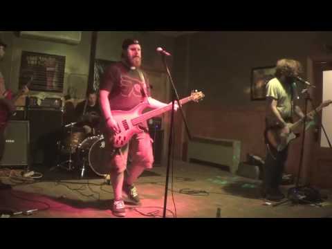 Condition Oakland-Brothers, Horrible Graves Live at The Distilled Bar in Saint Clair, PA