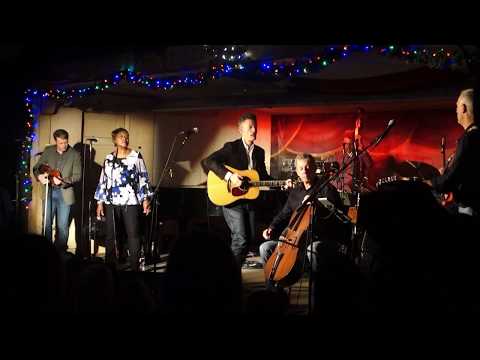 Lyle Lovett - London Homesick Blues at Gruene Hall, Texas. 12/3/2017