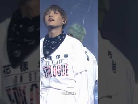 Suga bowed & cried when his parents first came to their concert...😭😭😭