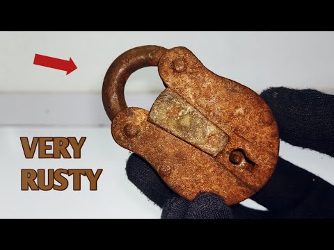 Antique Rusty Railroad Padlock  Restoration