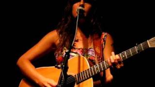 Madi Diaz - Heavy Heart - The Tin Angel
