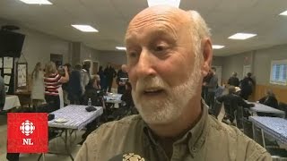 Appleton resident plays song for "Come From Away" cast