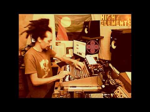 RAW 3   High Elements & players of instruments