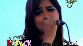 Download lagu COVER THE BISPACK    Mawar Ditangan Melati Dipelukan   Voc.Kha Kuncay mp3