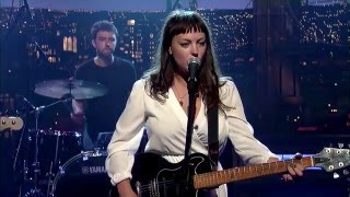 Angel Olsen * Hi Five * performance David Letterman
