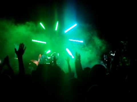 FRESH Anniversary 2010 with Ashley Wallbridge, Arnej - They Need Us (Club Edit)