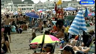 Heat once again drives crowds to beach