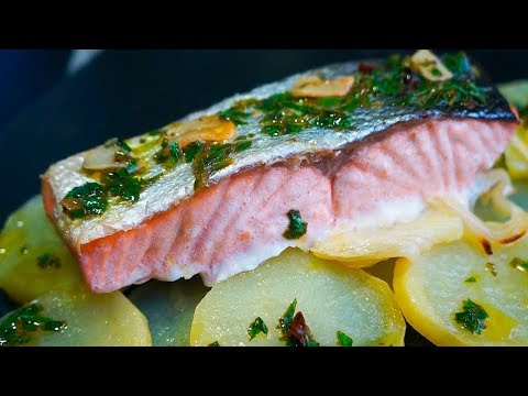 Salmón al horno con patatas