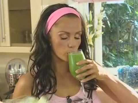 tHE jUICE mASTER (jASON vALE) WITH kATIE pRICE (jORDAN).Magenst