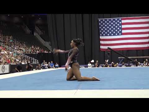 Simone Biles, SERIE DE SUELO