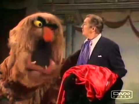 The Muppet Show - Vincent Price and Sweetums