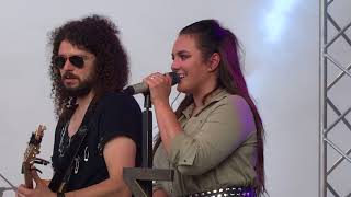 Ewa Farna - Karviná - 8.6.2018 - Boky jako skříň Ewa Farna - Karviná - 8.6.2018 - Boky jako skříň