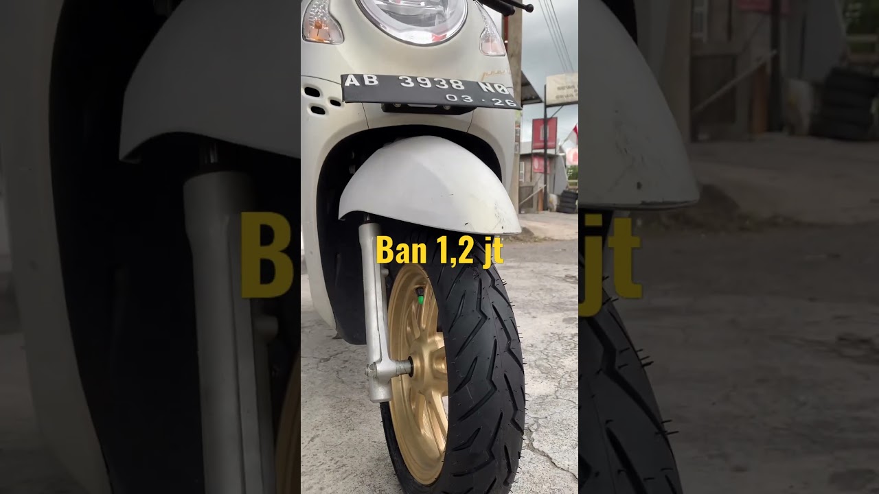 Modifikasi scoopy 2021 putih ganti ban motor scoopy