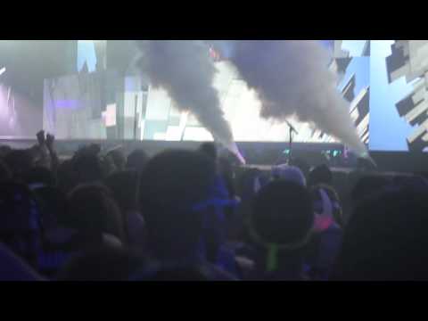 Steve Aoki - EZOO 2012