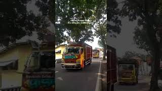 Download lagu Story'wa Truk Konvoi, Story'wa Truk 11 Detik #shorts mp3