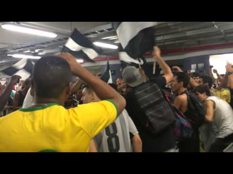 "Glorioso Te Sigo + Trompete - Botafogo x Goias" Barra: Loucos pelo Botafogo &bull; Club: Botafogo