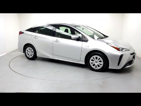 Toyota Prius 1.8 Hybrid - Image 2