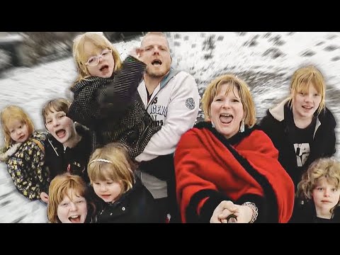 Large Family | 9 Girls, 5 Machines, and a Restaurant's Cash Flow