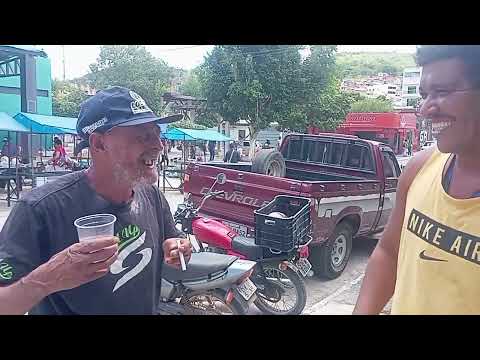 SÍLVIO PASSEANDO NA FEIRA DE CARAí/MG