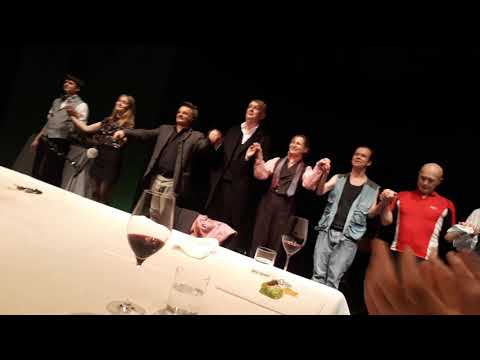 Unterwerfung gegen den Strich Theater An Der Ruhr die Verabschiedung der Schauspieler