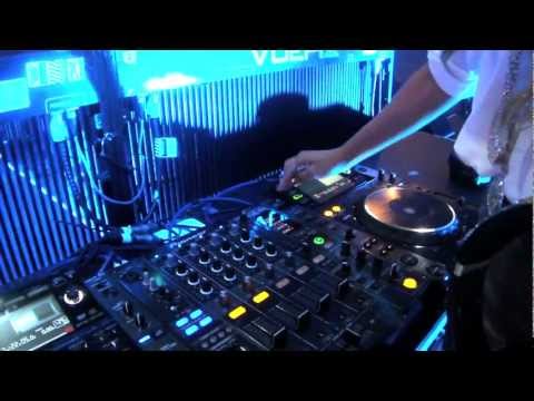 Havana Brown - Enrique Iglesias + Pitbull Australia Tour (Behind The Scenes)