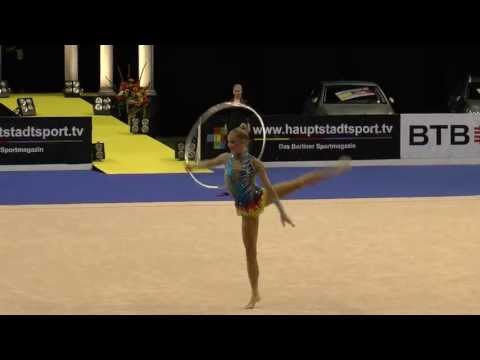 Berlin Masters 2013 Laura Jung, Hoop, Germany