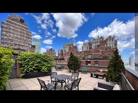 305 East 40th Street, apartment 12T