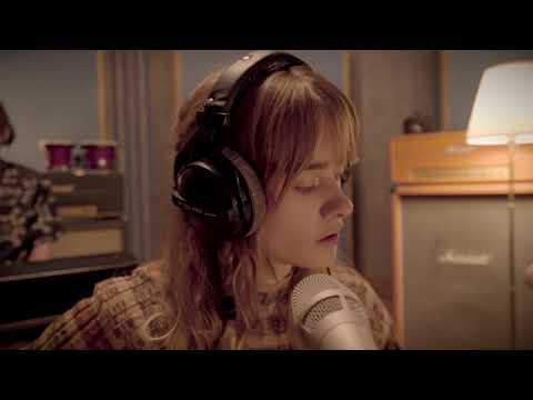 Camille Jansen - field of mud (live studio session)