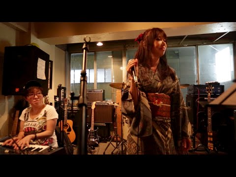 Mari Kawaguchi (With Maki on keyboard) @ Toppers Bar -- NEW YORK STATE OF MIND