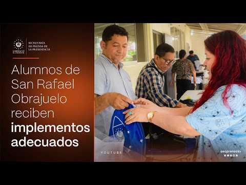 Gobierno del Presidente Bukele mantiene jornadas de ajuste de tallas de uniformes y zapatos