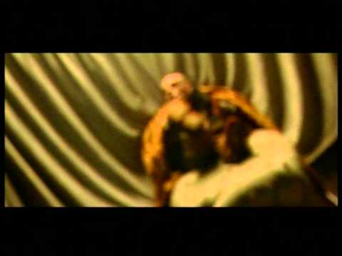 Junkies - Félbe tépve