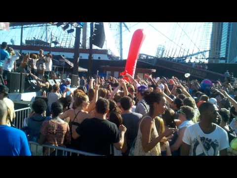 More Maluca Mala Video! Mad Decent Block Party NYC 7/30/2011