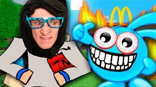 БАБУЛЯ МАЙНКРАФТЕРША ПРОТИВ СМЕШАРИКИ.EXE В MINECRAFT!
