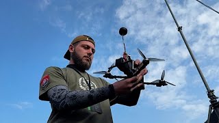 Ukrainische Drohnenpiloten treten in Hochgeschwindigkeitsrennen an