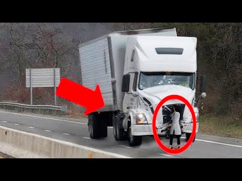 20 People With Real Superpowers Caught On Camera