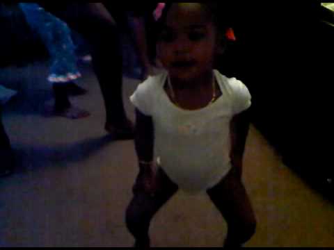 download lagu mp3 mp4 Fresh Girls 3, download lagu Fresh Girls 3 gratis, unduh video klip Fresh Girls 3
