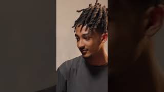 Théodort tombe amoureux d'une comédienne thumbnail