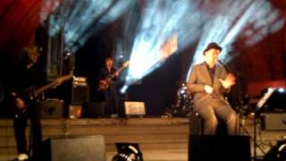 Don't Shilly Shally - Edwyn Collins - Liverpool Cathedral Nov 2010