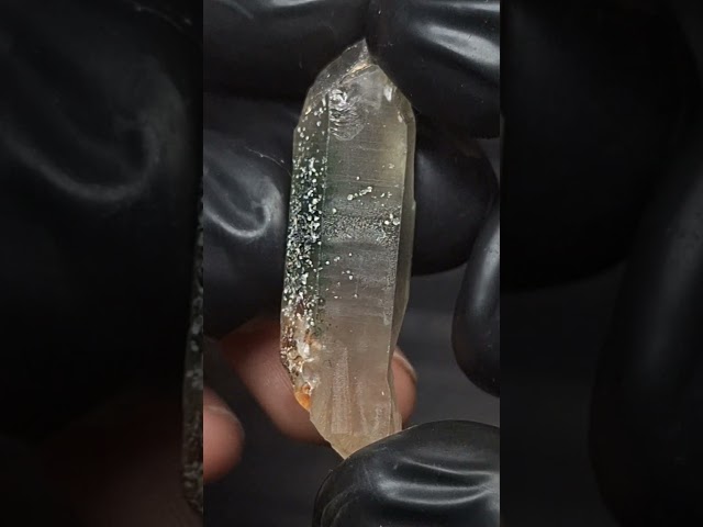 طقم احجار خام روك كوارتز طبيعي