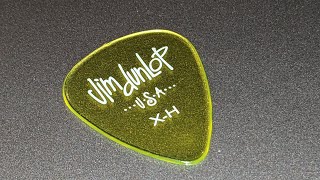 Video thumbnail for Jim Dunlop Gel X-H guitar pick review - pronounced sound by earthsteward9 Guitar Pick Reviews
