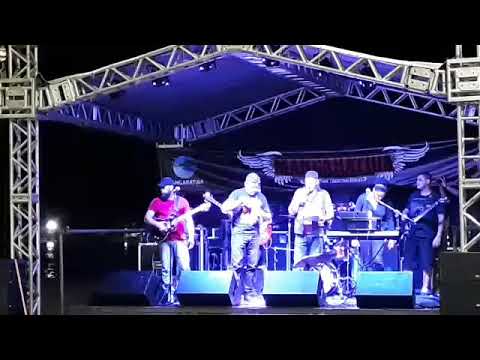 BANDA CLEAN FIELD NO MANGARATIBA BIKER FEST INTERNACIONAL 2019