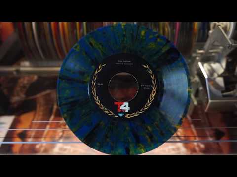 Jonnie's Jukebox Plays: The Boxer-Simon & Garfunkel 1969 Multicoloured 45. Vinyl Collection