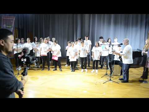 Flori si trandafiri, Cristian Olaru si corul Omis